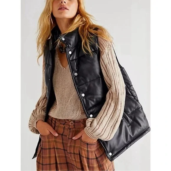 Free People When It Rains V-Neck Sweater - SIZE MEDIUM - Picture 6 of 16